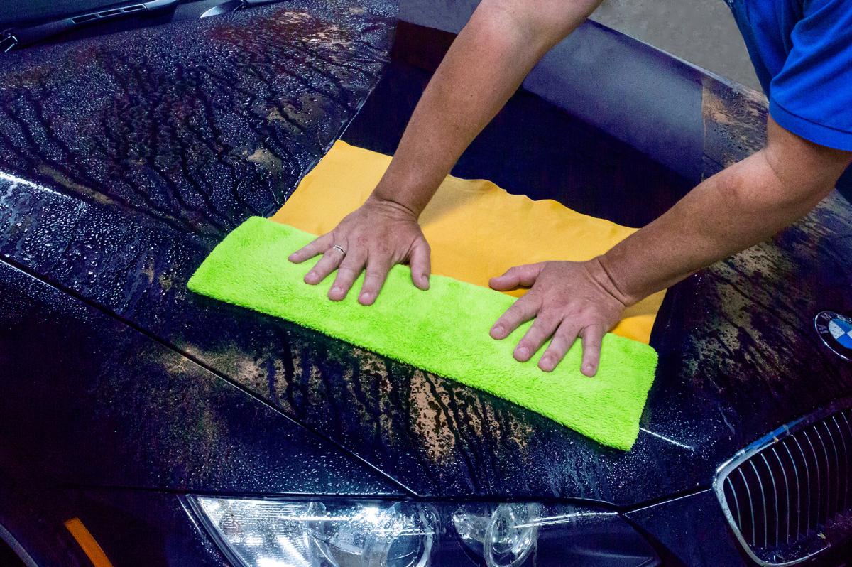 Shine Pro® 2-In-1 Microfiber-Chamois Cleaning & Drying Cloth For Cars   Shamerrific Shine – Car Detailing in Overland Park KS, Car Detailing  Overland Park Kansas, Kansas City Car Detailing, Detailing Shops in